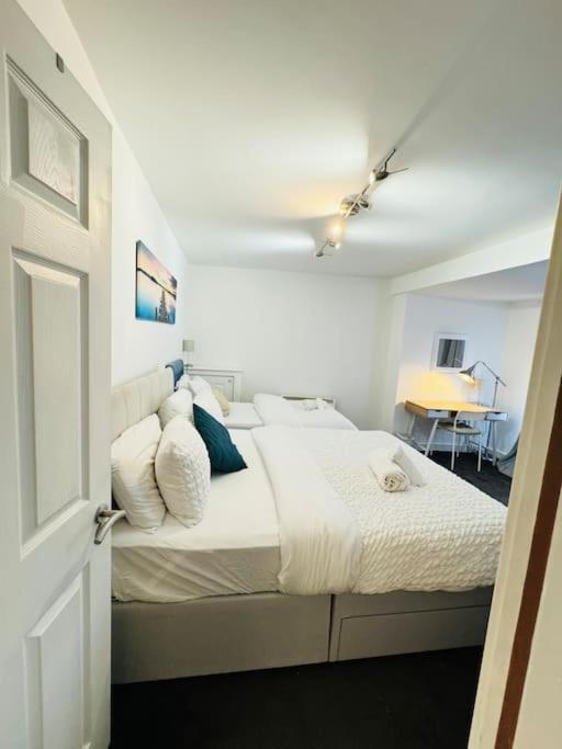 Apartment Modern